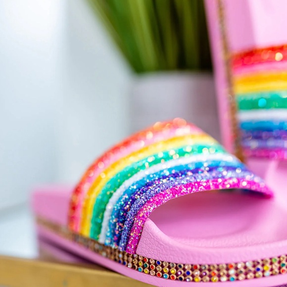 ⭐️EUC - Anina - Pink & Rainbow Sparkle Samdal Slides - Woman's Size 6 - Picture 2 of 10